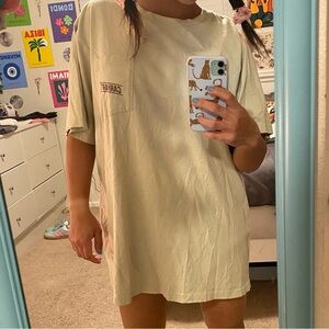 Green Carhartt t shirt